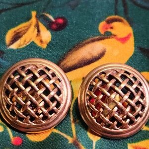 YSL 🇨🇵 Yves Saint Laurent Weave design Gold Plated French clip-on earrings